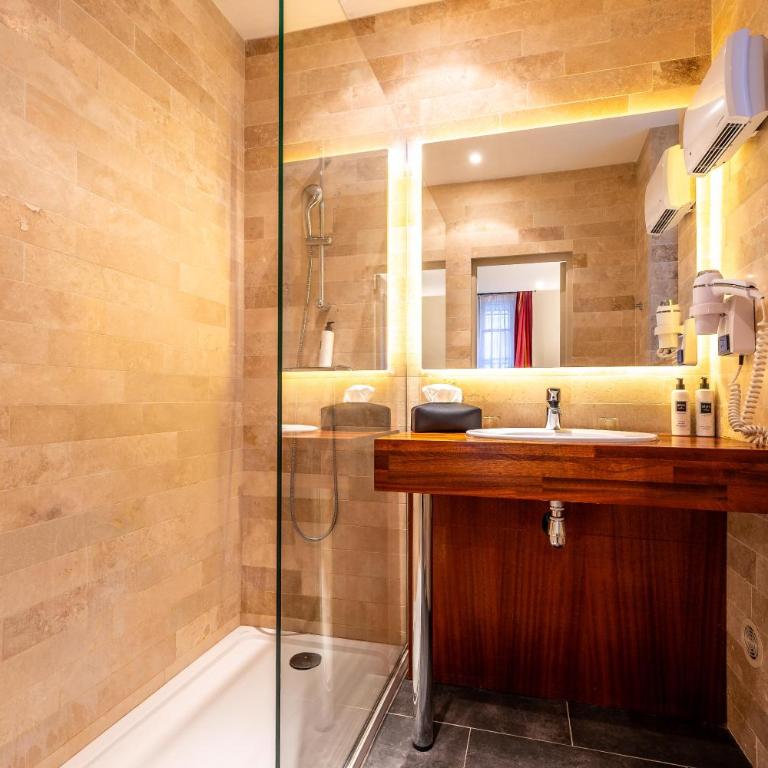 Hôtel Amphithéâtre - Chambre Double Supérieure - 1
