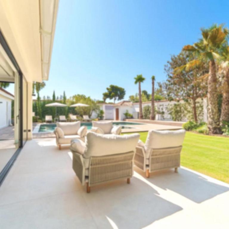 Villa Joya just minutes from the vibrant Puerto Banús - Villa - 3