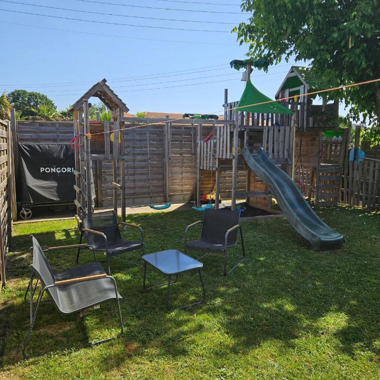 Villa Famille - Piscine - Centre - Jardin - Villa 3 Chambres - 18
