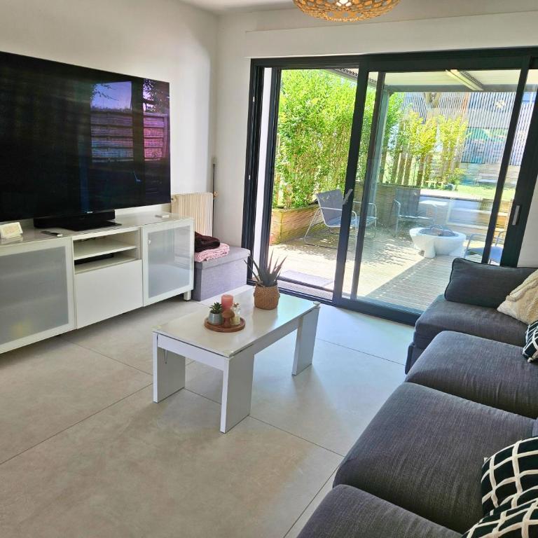 Villa Famille - Piscine - Centre - Jardin - Villa 3 Chambres - 55