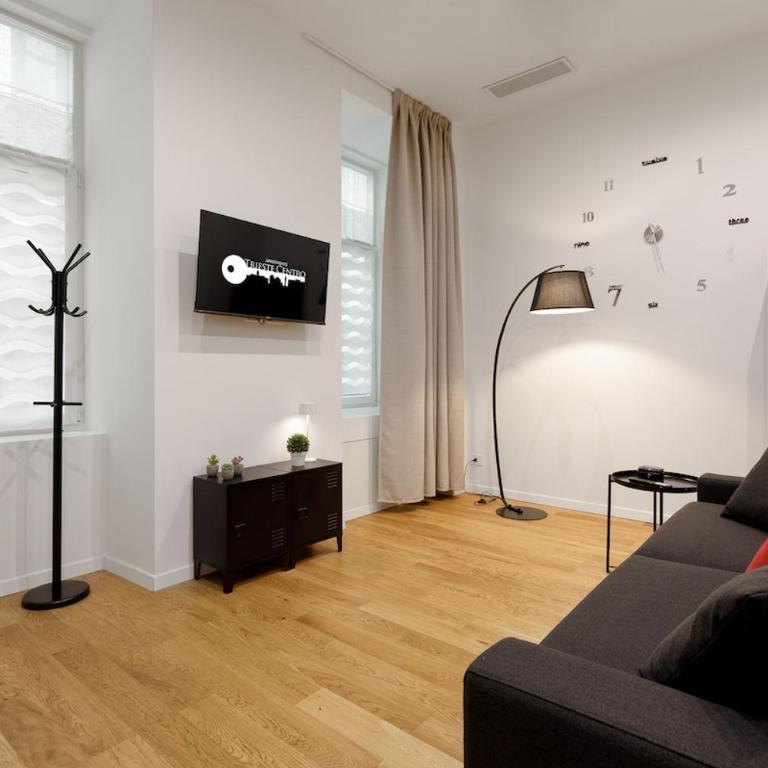 Apartments Trieste Centro I Palazzo Panfili - Appartamento con 1 Camera da Letto - 1
