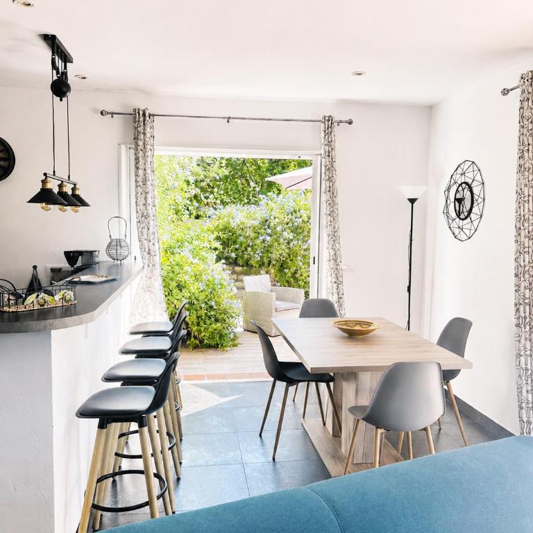 Paisible Rez-de-jardin de villa - Côte d'Azur - Appartement 2 Chambres avec Terrasse - 9