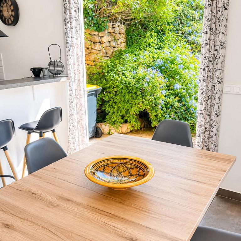 Paisible Rez-de-jardin de villa - Côte d'Azur - Appartement 2 Chambres avec Terrasse - 8