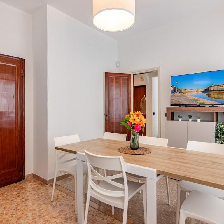 buoz-central river view with 3 bedrooms, 2 bathrooms - Apartment - 6