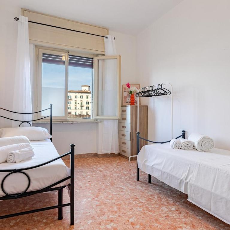 buoz-central river view with 3 bedrooms, 2 bathrooms - Apartment - 12
