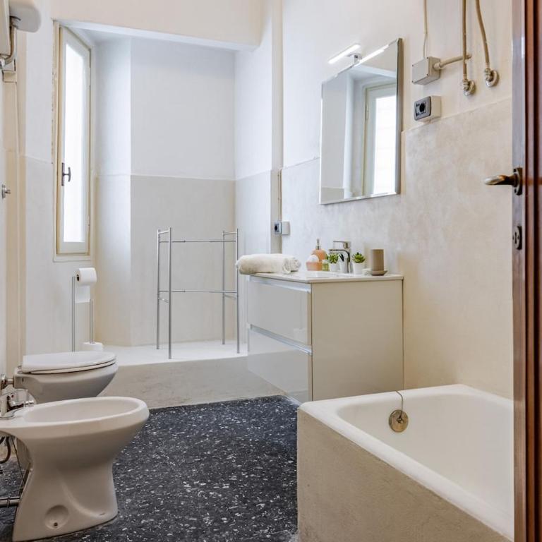 buoz-central river view with 3 bedrooms, 2 bathrooms - Apartment - 25
