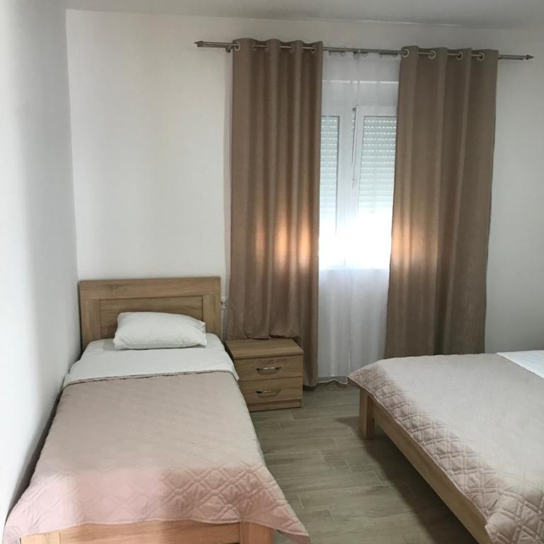 Apartments Suljovic - Apartman s 1 Spavaćom Sobom, Balkonom i Pogledom na More - 3