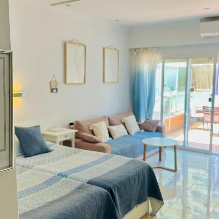 Hotel PYR, Spacious Studio with a Big Terrace - Appartamento Monolocale - 2