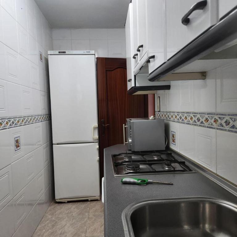 Cambrils Beachfront Parking Included - Apartamento de 1 dormitorio - 9