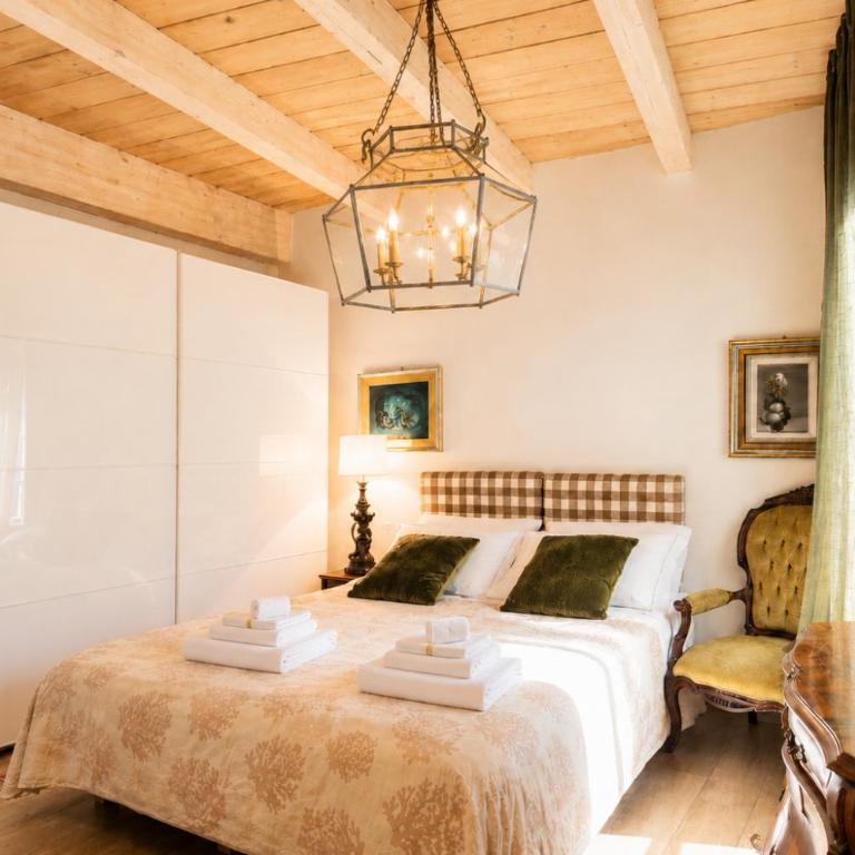 Al Battistero Luxury Suite - Camera Matrimoniale Deluxe con Doccia - 2