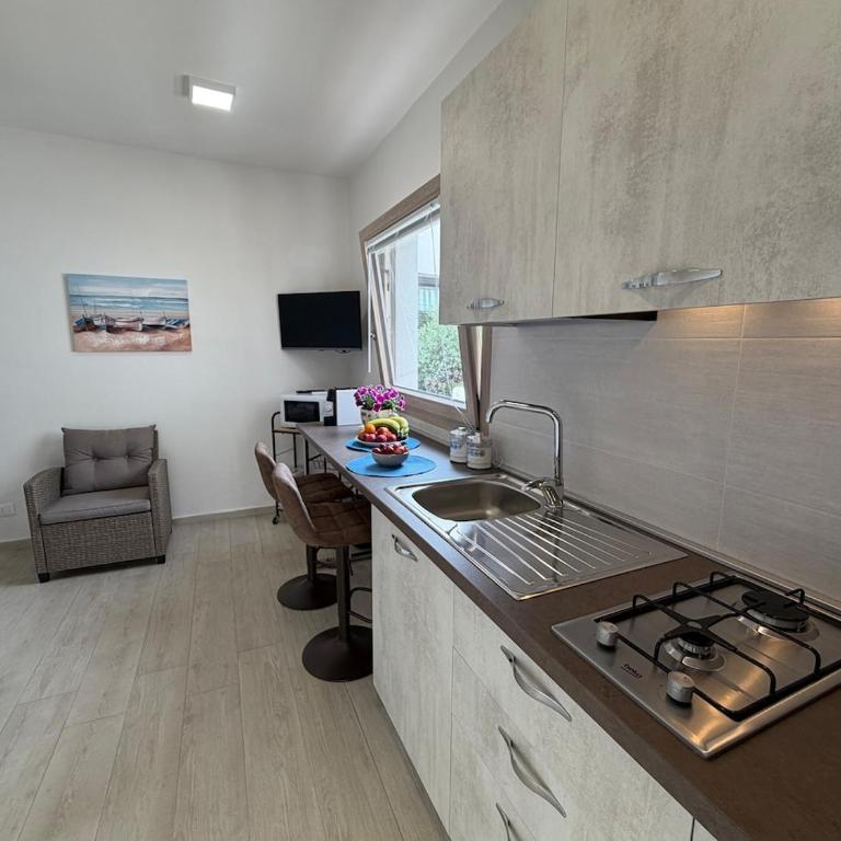 Marea Lux Sud with Pool Air Conditionin Wi-Fi - One-Bedroom Deluxe Apartment - 7