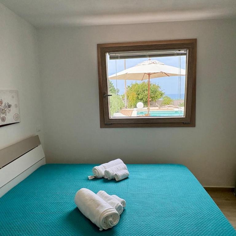 Marea Lux Sud with Pool Air Conditionin Wi-Fi - One-Bedroom Deluxe Apartment - 15