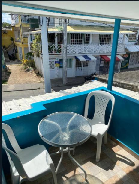 Miss Titi's Native Lodge - Apartamento Deluxe de 2 dormitorios con balcón - 4