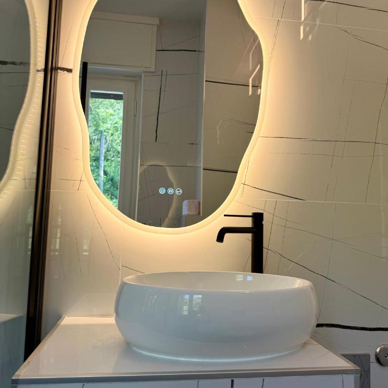 Lecco Rivers Retreat - Five Design Suites - Casa Vacanze - 7