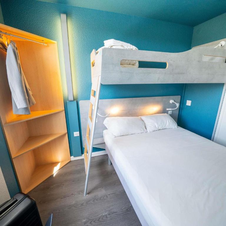 ibis budget Narbonne Est - Chambre Triple - 9