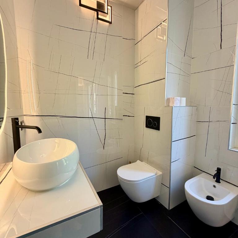 Lecco Rivers Retreat - Five Design Suites - Casa Vacanze - 9