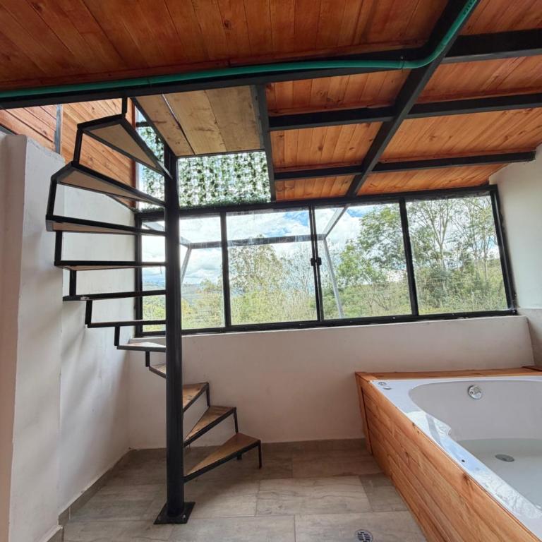 Ecocabañas ByB Cabaña de lujo con jacuzzi y vista a la montaña - Deluxe Suite with Spa Bath - 10