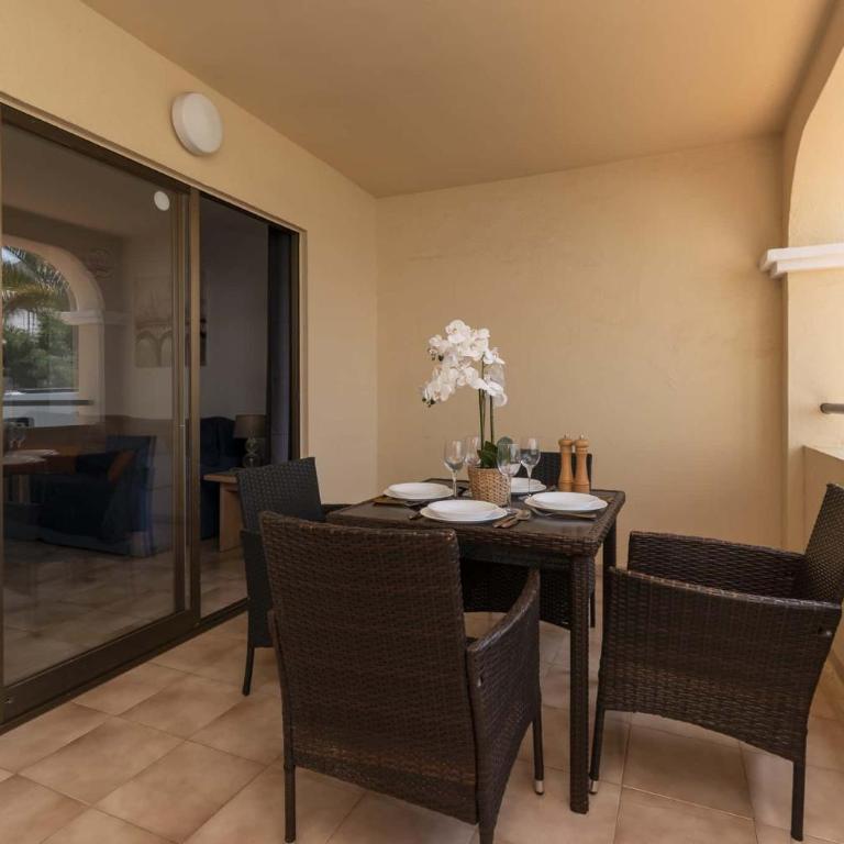 Castle Harbour 41A - One Bed - Apartment - 7