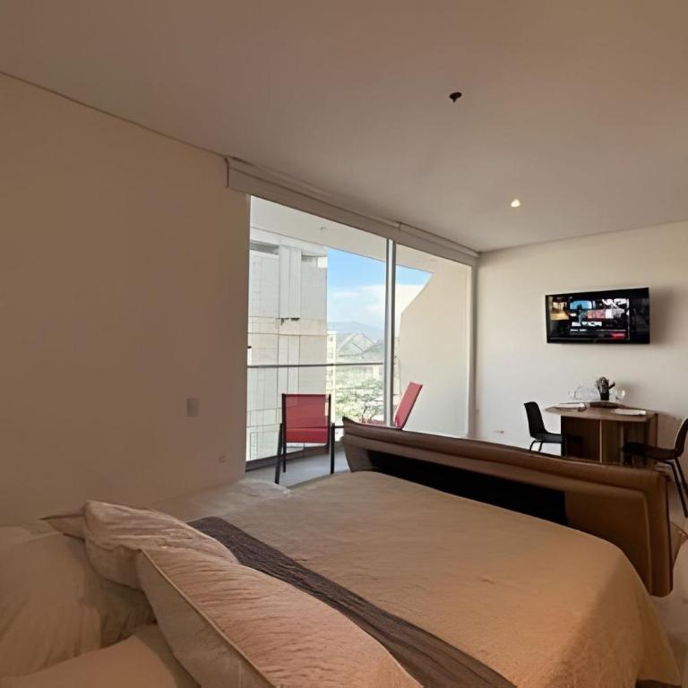 Eira by Colproperty Management - Studio with Balcony - 12