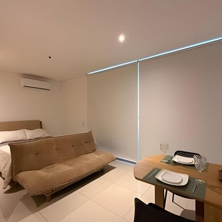 Eira by Colproperty Management - Studio with Balcony - 18