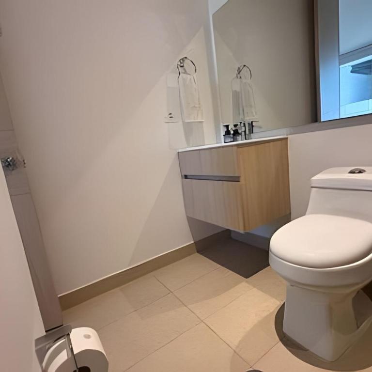 Eira by Colproperty Management - Studio with Balcony - 21