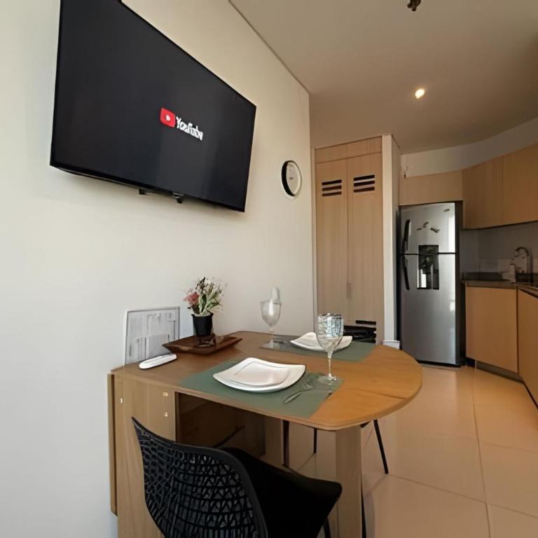 Eira by Colproperty Management - Studio with Balcony - 38