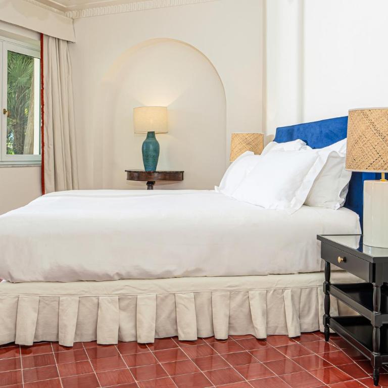 Villa Helios Capri - Patio Suite with Garden View - 1