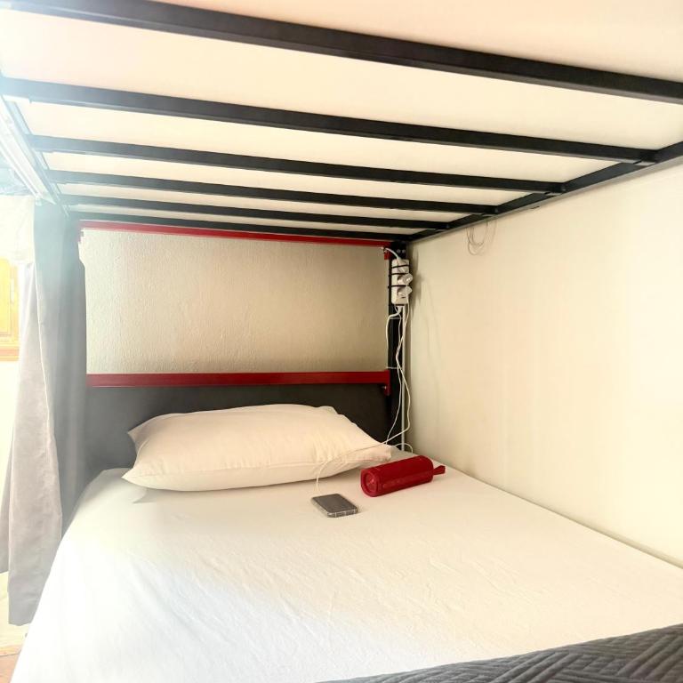 Tetka Guest House - Lit Simple dans Dortoir Mixte - 26