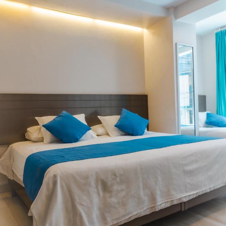 Xperience Hotel - Triple Room with City View - 12
