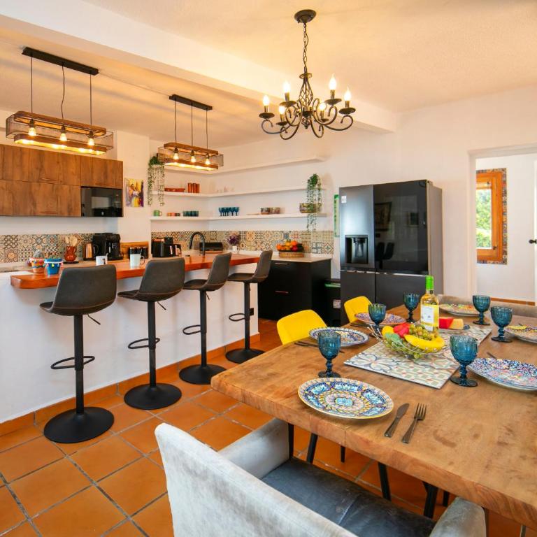 Altea Old Town Gem with Panoramic Sea Views and Garden - Casa Unifamiliar de 3 dormitorios - 1