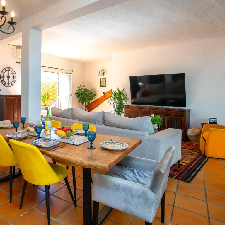 Altea Old Town Gem with Panoramic Sea Views and Garden - Casa Unifamiliar de 3 dormitorios - 24