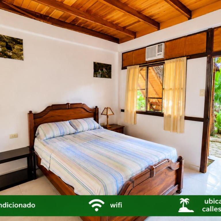 Suites Villa Colombia - Habitación Triple con vistas al jardín - 2