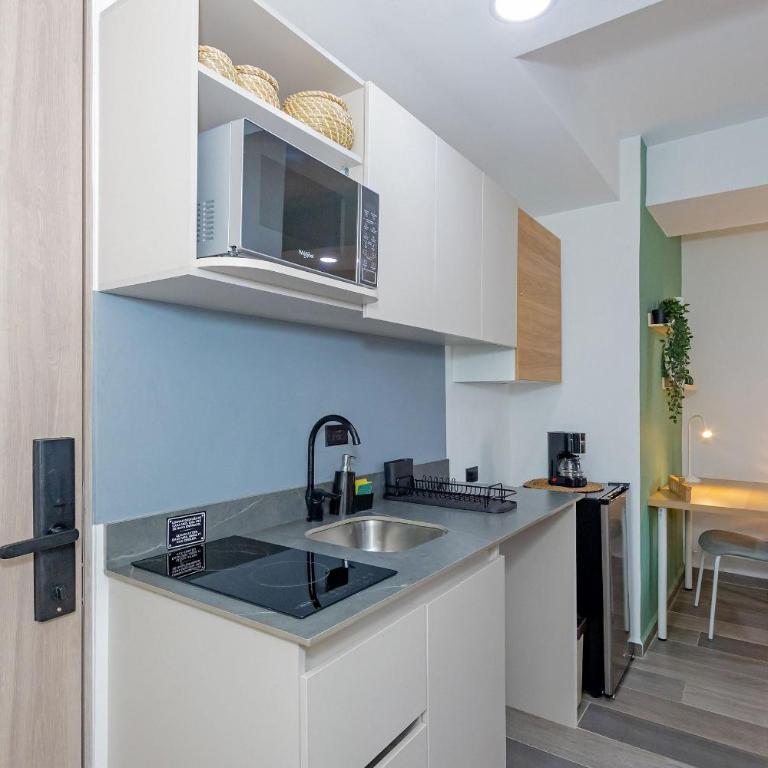 Bit Building - One-Bedroom Apartment with View - 6
