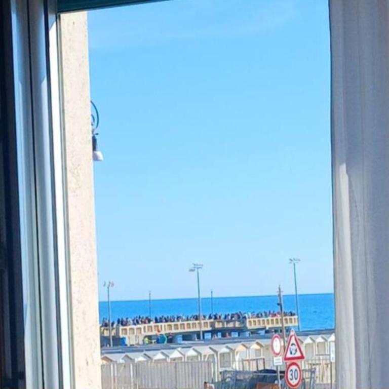House Rome front sea - Appartamento con 2 Camere da Letto - 2