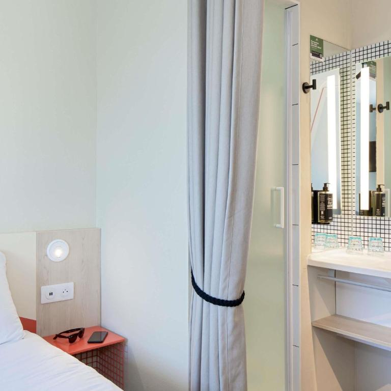 ibis budget Marseille L'Estaque - Chambre Lits Jumeaux - 9