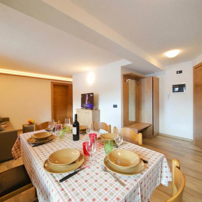 Danubio - Happy Rentals - Appartamento con Vista Montagna - 4