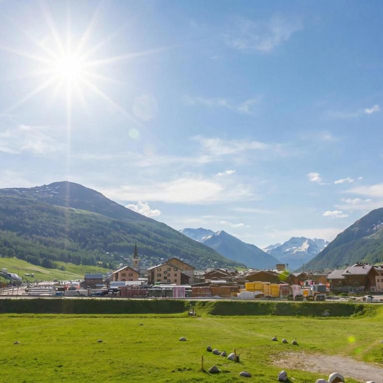 Danubio - Happy Rentals - Appartamento con Vista Montagna - 15