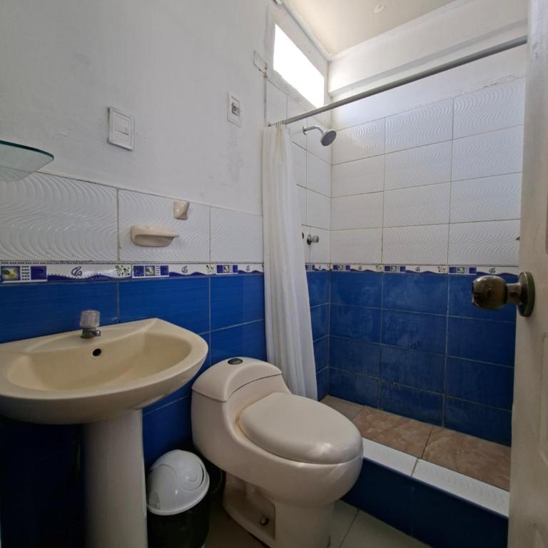 Hospedaje Paraaco - Habitación Doble Económica - 3