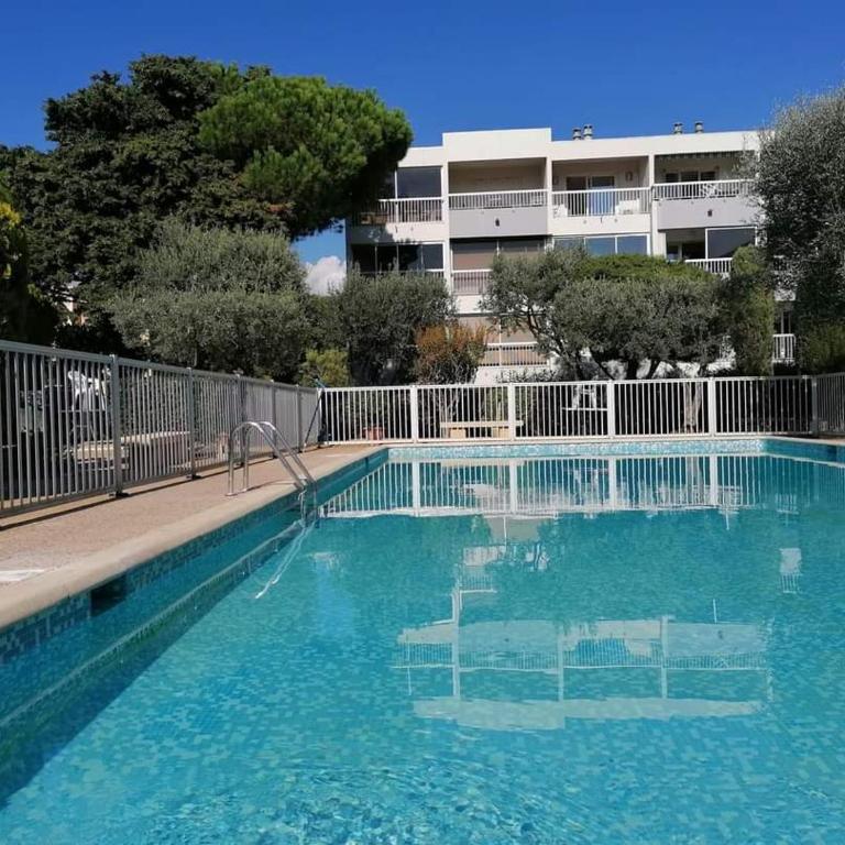 APPARTEMENT PREMIUM RESIDENCE STANDING PISCINE Var - Apartamento de 1 dormitorio - 1