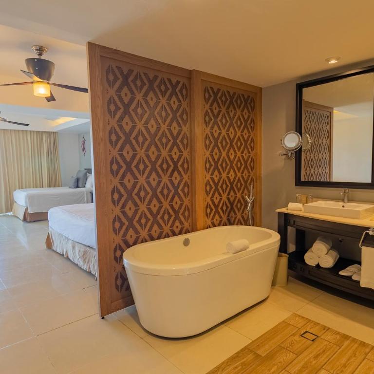 Fiesta Americana Riviera Nayarit Resort All Inclusive & Spa - Junior Suite, Mountain View, 1 King - 3