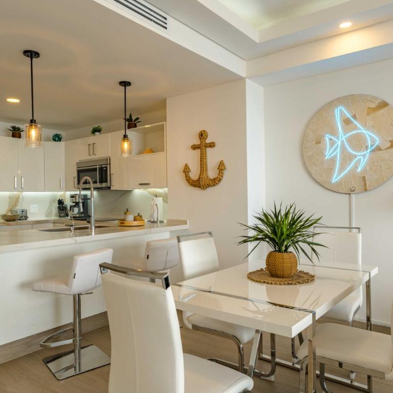 All About The Beach!! 1 bedroom condo at Encantame Towers W503 - Maison de Vacances - 9