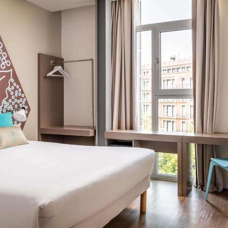 ibis Styles Barcelona Centre - Habitación Doble Estándar - 2