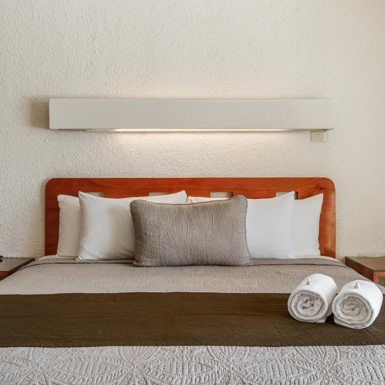 Luciana Hotel & Beach Club - Habitación con cama extragrande y vistas al mar - 20