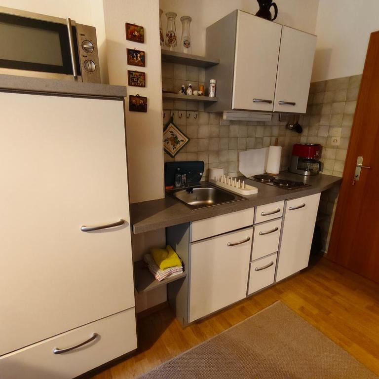 Blumenpension Strauss - Ferienwohnungen - Apartment mit 2 Schlafzimmern - 18