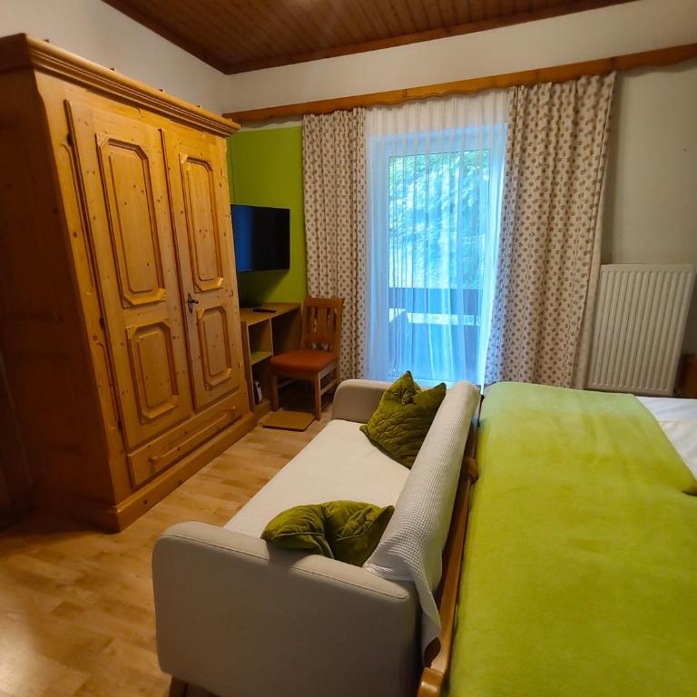 Blumenpension Strauss - Ferienwohnungen - Apartment mit 2 Schlafzimmern - 19