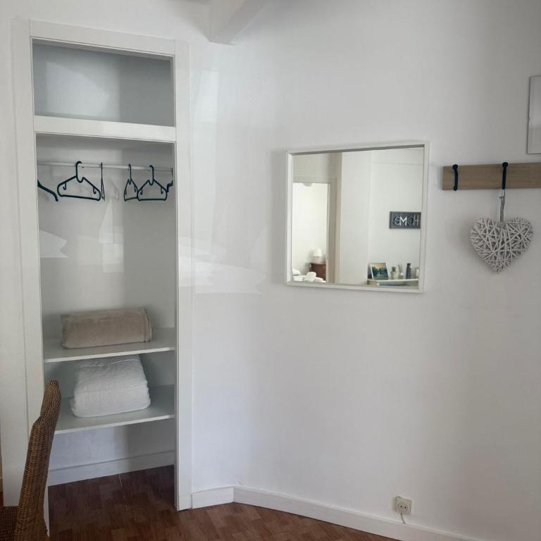 Apartamento cerca de la Ciudad de las Ciencias - Appartement - 17
