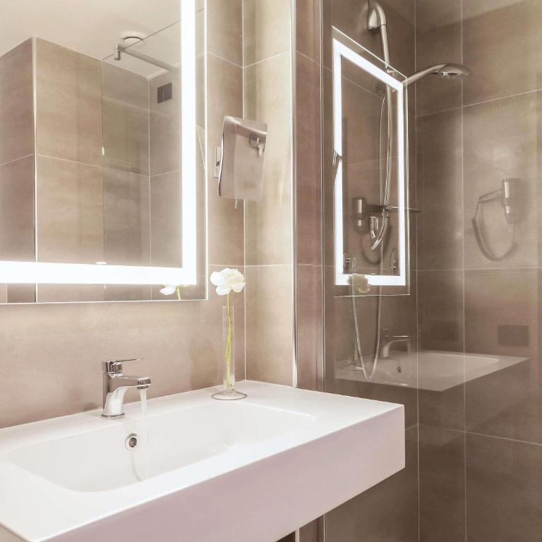 Novotel Brescia 2 - Camera Superior Doppia con Letti Singoli - 9