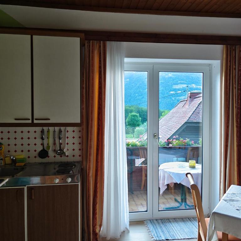 Blumenpension Strauss - Ferienwohnungen - Studio mit Balkon - 21