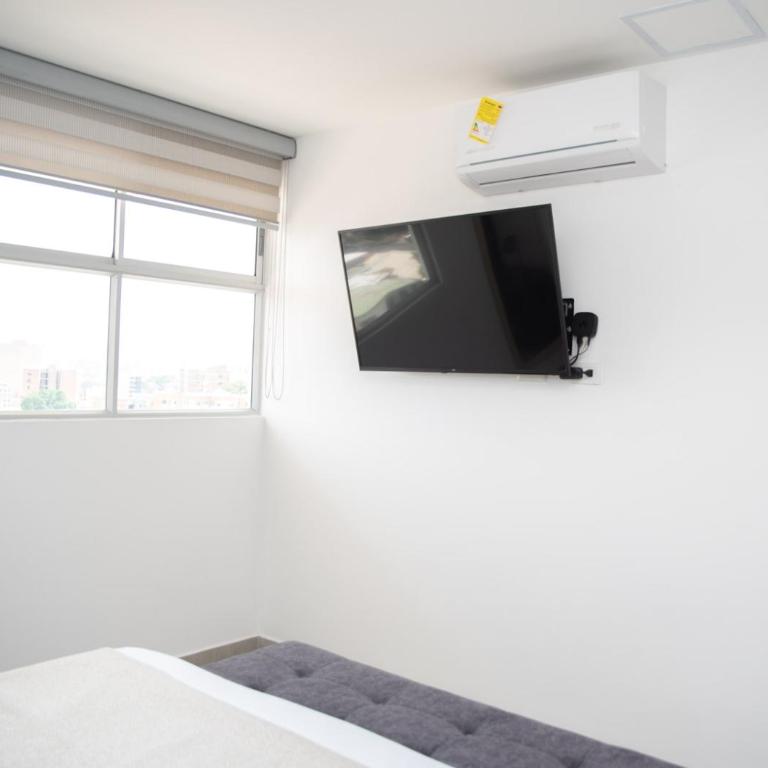 Ginebra central laureles estadio - Three-Bedroom Apartment - 21