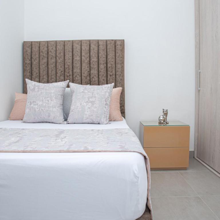 Ginebra central laureles estadio - Three-Bedroom Apartment - 27